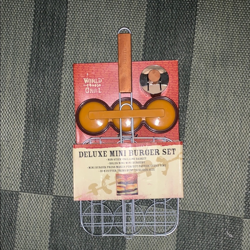 World of Grill Deluxe Mini Burger Set